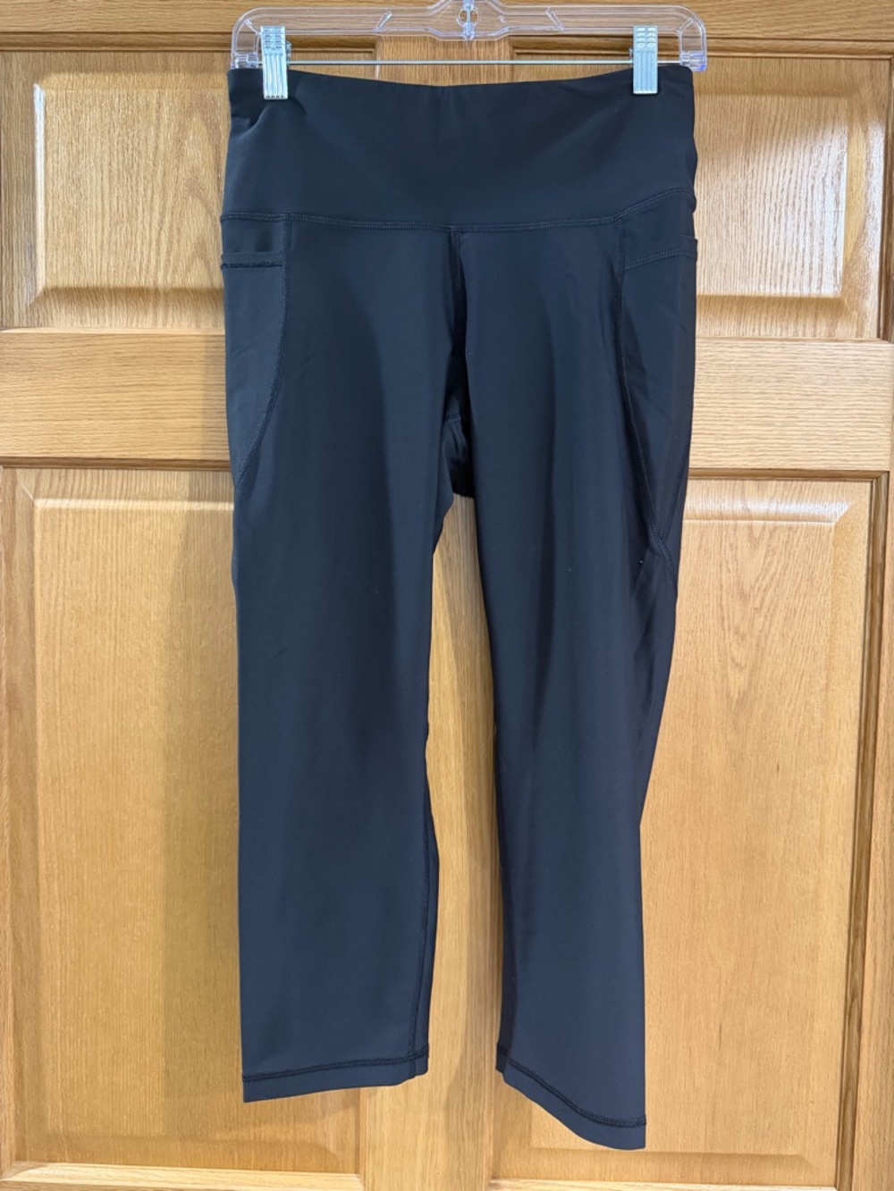 Old Navy Black Athletic Capris